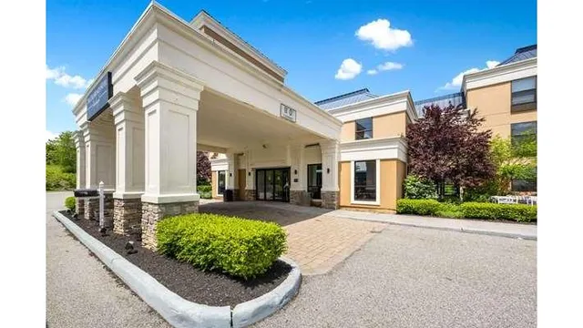 The Crossroads Hotel - Newburgh