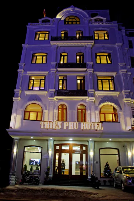 Khách sạn Thiên Phú