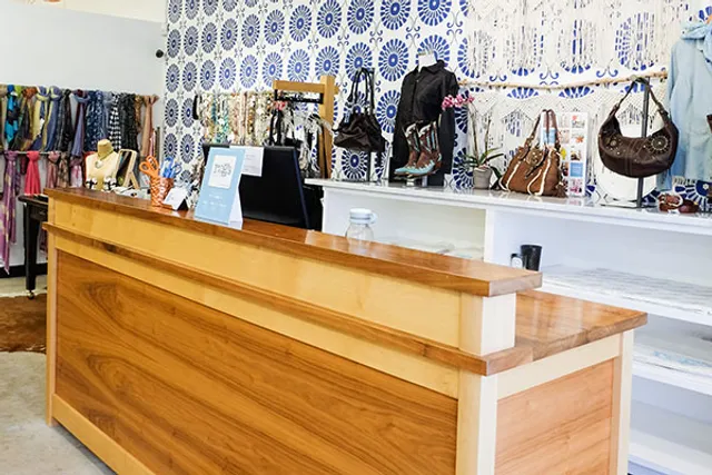 Rags Consignments - Warehouse