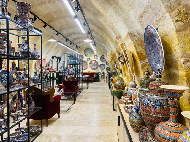 Kybele Boutique Ceramic