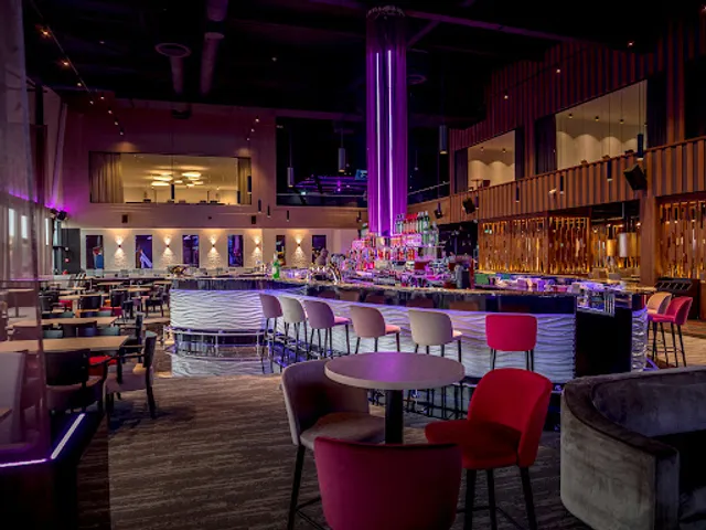 Gourmet Restaurant & Bar