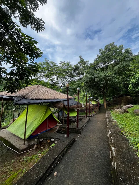 Encamp Hilltop Eco Camp, Khanapara