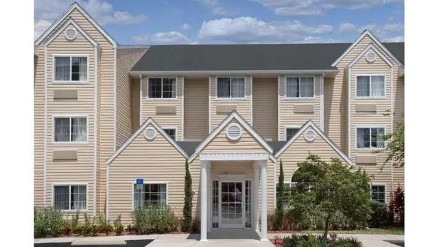 Microtel Inn & Suites by Wyndham Leesburg/Mt Dora
