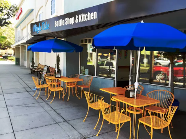 High Tide Bottle Shop & Kitchen