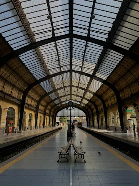 ΤΟ ΠΑΡΕΑΚΙ - Μεζεδοπωλείο / Ουζερί