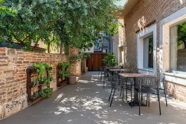 Azur Palace Luxury Rooms