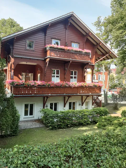 Ostseepark Waterfront_ Karavelle 31