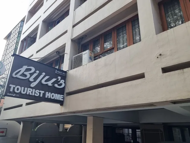 Biju's Tourist Home