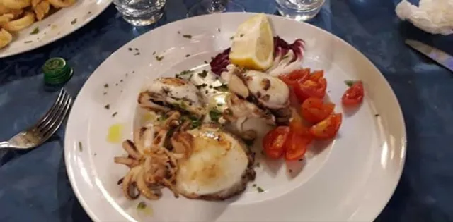 Pizzeria Petra Russa Di Brusca Marisa