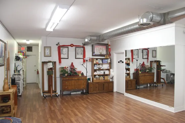 Po Chi Lam Health Center (寶芝林)