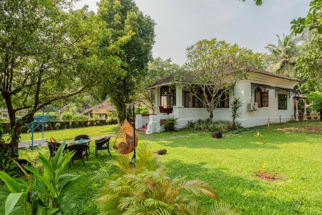 The Only Olive - A Charming, Riverside, Portuguese Style Colonial Villa.