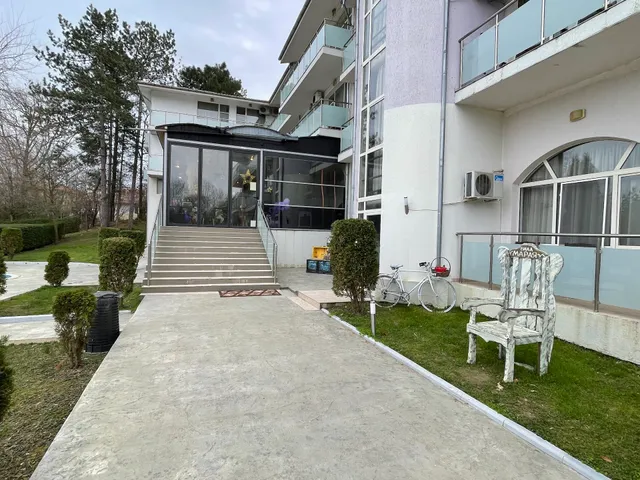 Хотел и вили "Марая"