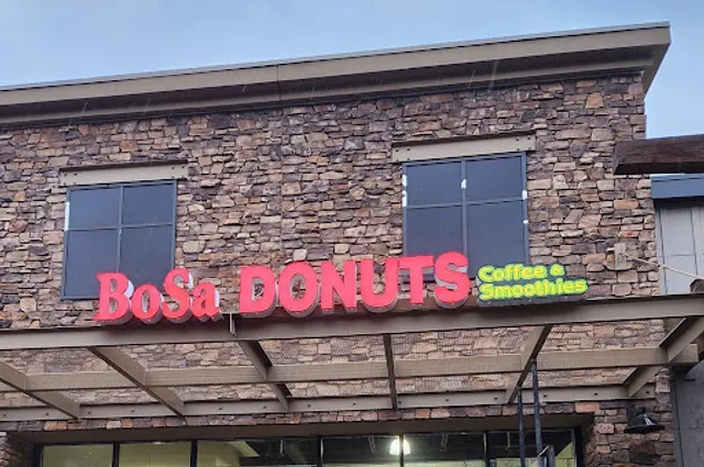 BoSa Donuts