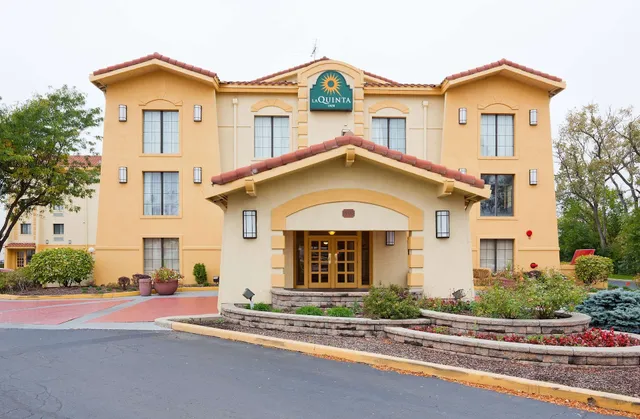 La Quinta Inn by Wyndham Chicago O'Hare Airport