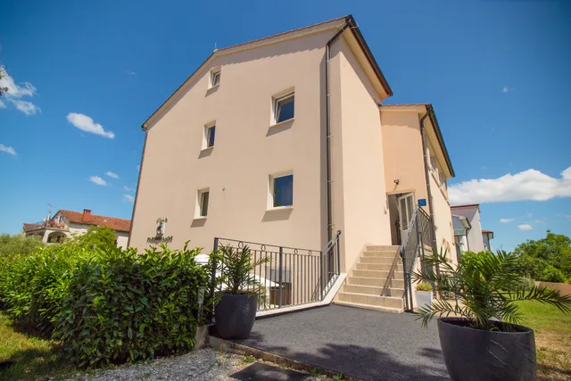 Fineda Grande Apartments