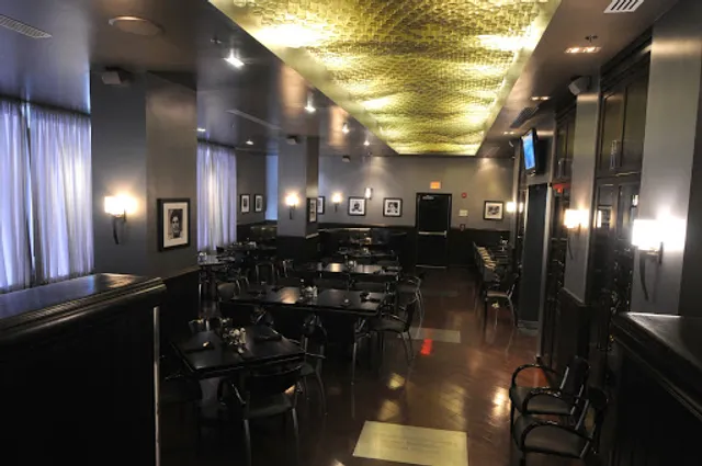 347 Grille by Coach Shula