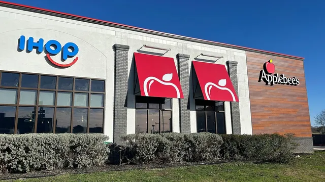 Applebee's Grill + Bar