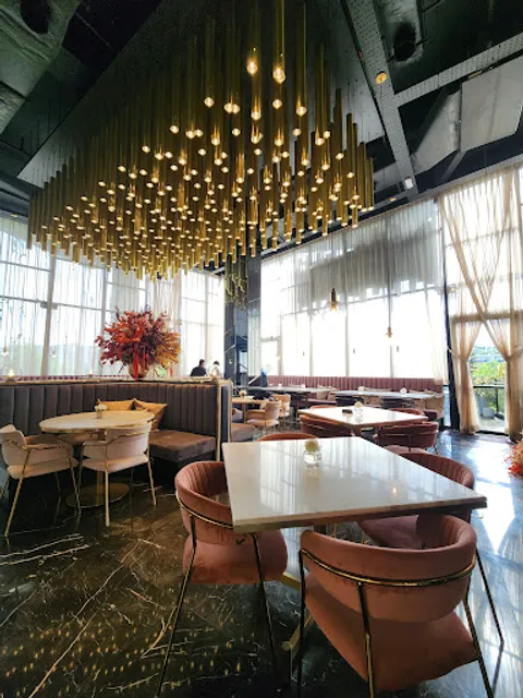 Kaysha Dine & Beauty