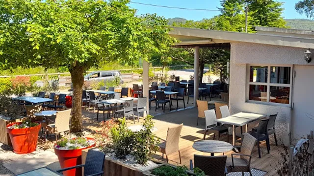 La Guinguette "Caro Aux Fourneaux"