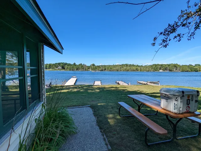 Northaire Resort and Pontoon Rentals