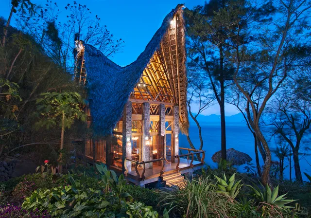 La Fortuna at Atitlan