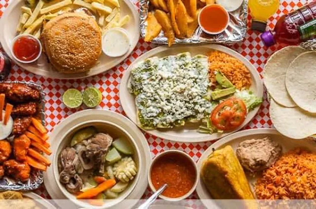 La cazuelita - Plaza el toreo