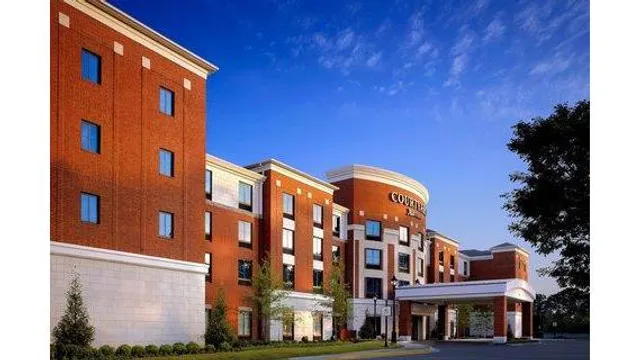 Courtyard by Marriott Memphis Collierville