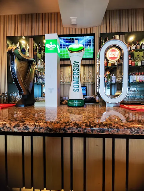 Murphys Irish Bar, CABANAS de Tavira