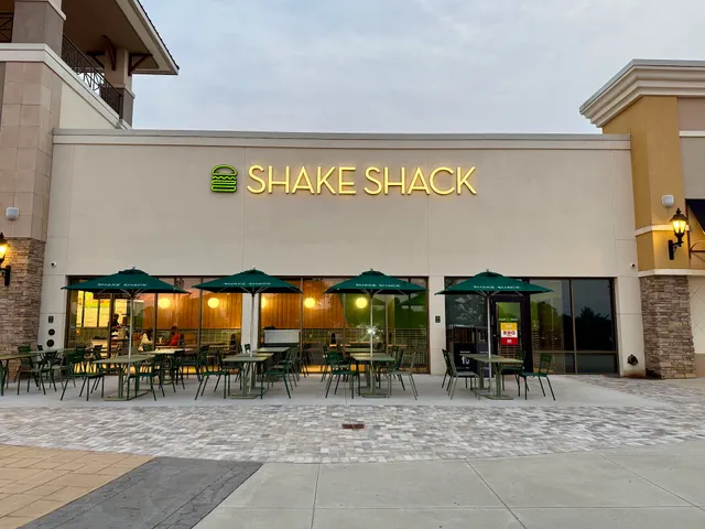 Shake Shack Charlotte Premium Outlets