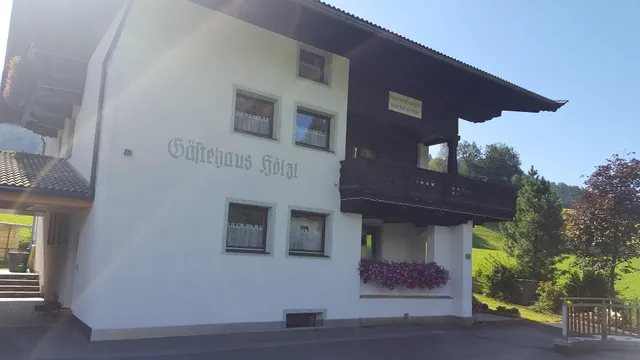 Pension - Gästehaus Hölzl