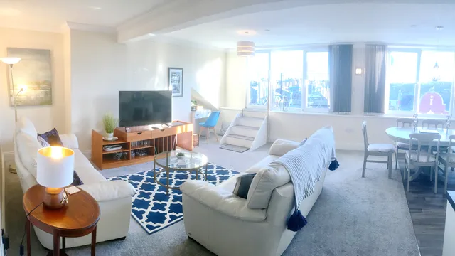 Scarborough Penthouse