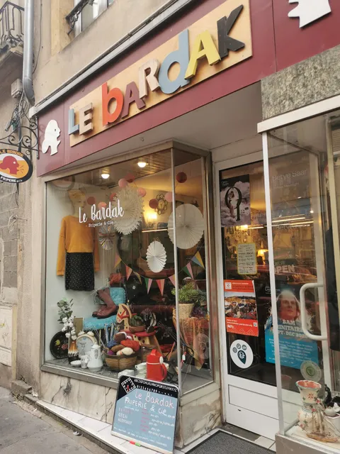 The Bardak, thrift & cie