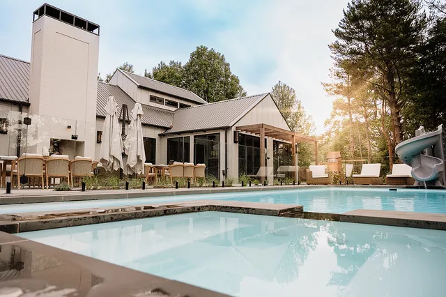 Berry Luxury Barn House Accommodation