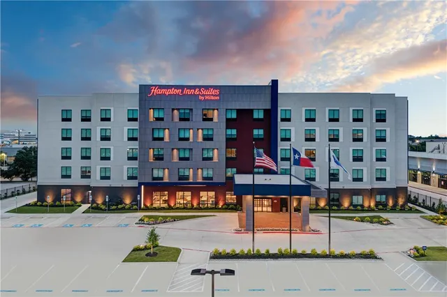 Hampton Inn and Suites Irving Hwy 183
