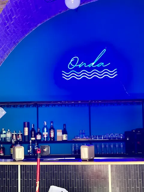 Onda fish & wine bar