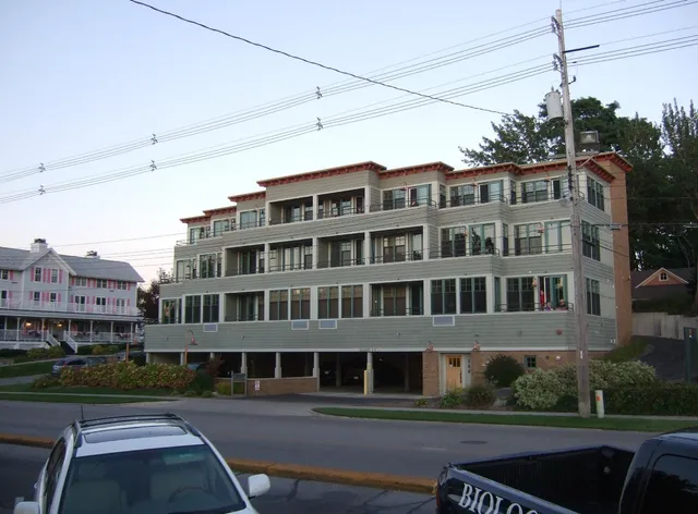 Brezza Di Lago Hotel and Suites