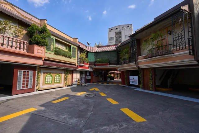 Victoria Court North Edsa