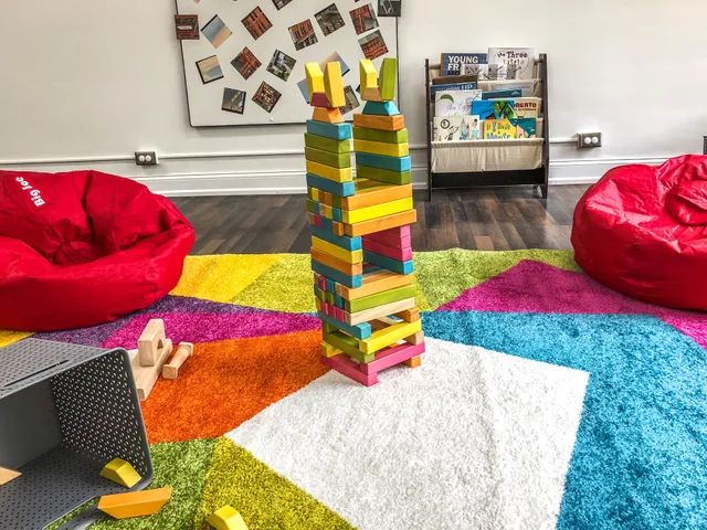 KIDS ROCKWELL Art Lab