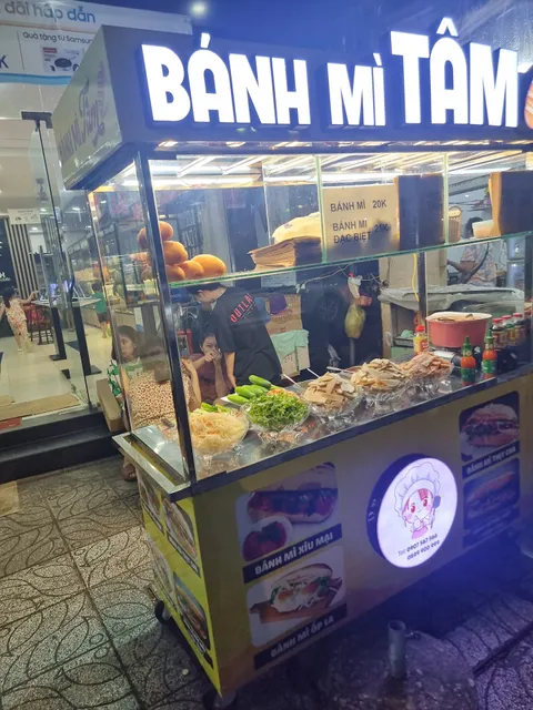 Bánh mì Tâm