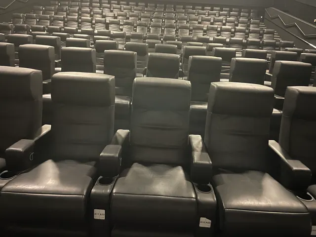 Carolina Cinemas Sandhills 10