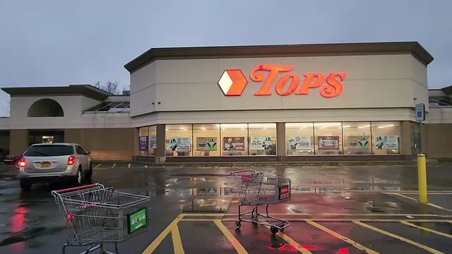 Tops Friendly Market