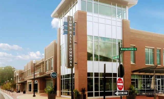 Town Hall Commons