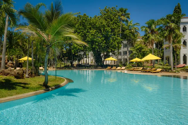 Sarova Whitesands Beach Resort & Spa Mombasa - Beach Hotel in Mombasa