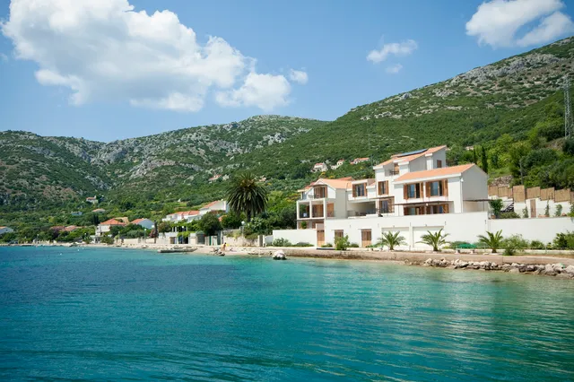 Eol apartments Viganj