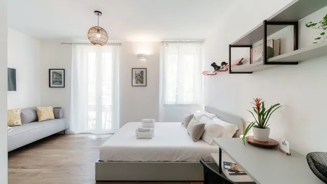 Casa Batèl Suites & Apartments in Como - By Breva Collections