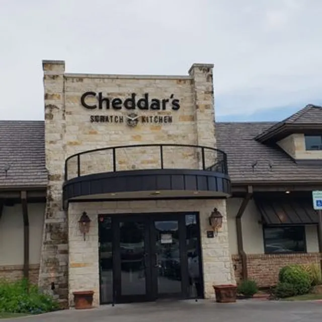 Cheddar's Scratch Kitchen