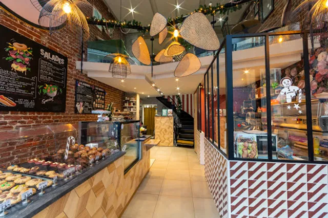 Emilie and the cool kids