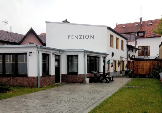 Penzion a restaurace U Třeboňského kola