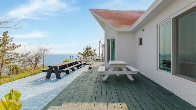 Namhae Baramundeok Pension