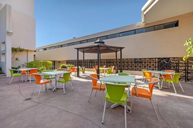 Hotel BeWow Querétaro